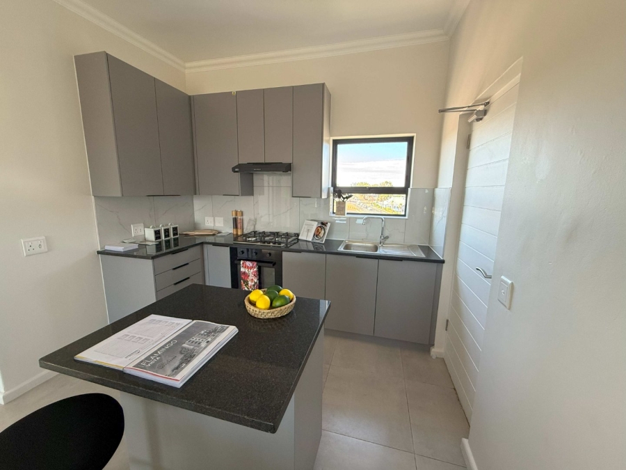 2 Bedroom Property for Sale in Table View Western Cape